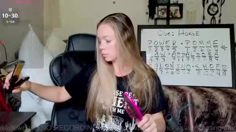 Mindy Mars online show from 06/18/26, 07:07