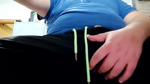 Snapshot of minecraftpickaxe chatting on 12/13/24, 03:32 minecraftpickaxe online show from 12/13/24, 03:32