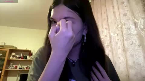 Snapshot of minforbush chatting on 10/14/25, 06:14 Amelia online show from 10/14/25, 06:14