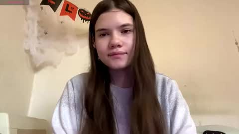 Snapshot of minforbush chatting on 11/02/25, 06:05 Amelia online show from 11/02/25, 06:05