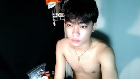 mingkla_man online show from 02/18/26, 07:48