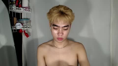 mingkla_man online show from 05/07/26, 11:43