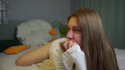 Mary online show from 03/05/26, 01:56