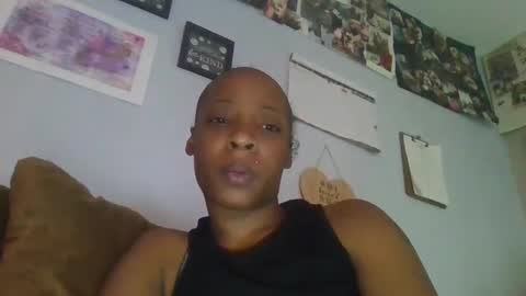 Snapshot of mini_luv chatting on 12/03/24, 04:36 SLIPSLID online show from 12/03/24, 04:36