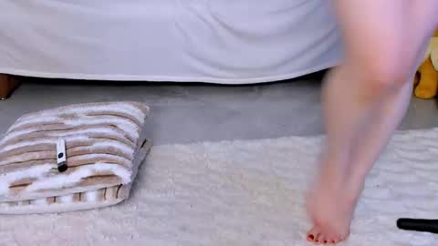 mini_rony online show from 12/17/25, 06:08