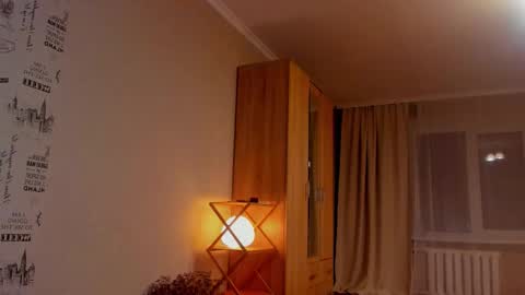 Snapshot of minidiva_ chatting on 10/01/25, 06:25 Amelia online show from 10/01/25, 06:25