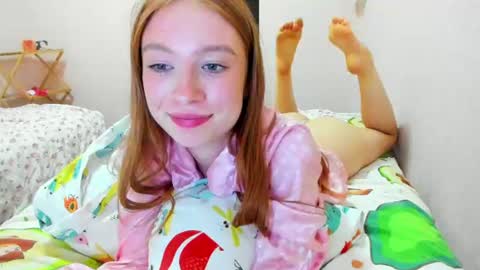Snapshot of minidiva_ chatting on 07/07/26, 08:46 Amelia online show from 07/07/26, 08:46