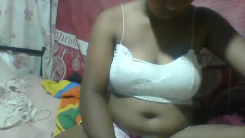 Minie4Tina online show from 12/28/24, 02:53