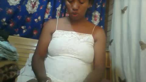 Minie4Tina online show from 11/10/25, 08:13