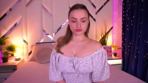 Snapshot of minifox_ chatting on 03/02/26, 07:15 minifox_ online show from 03/02/26, 07:15