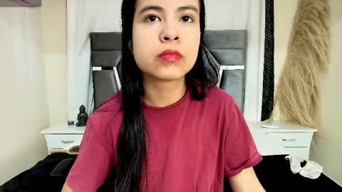 minilove_01 online show from 05/29/26, 12:03