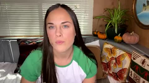 minimaggie online show from 09/26/25, 06:56