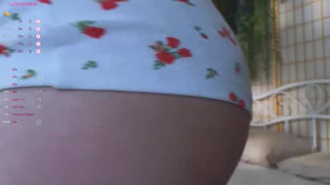 Snapshot of minirini chatting on 09/27/25, 03:17 Rina online show from 09/27/25, 03:17