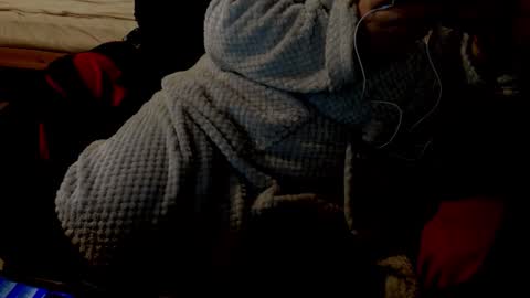 minka0 online show from 12/01/25, 08:47