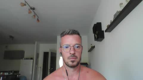 Snapshot of minka28 chatting on 07/20/26, 08:50 minka28 online show from 07/20/26, 08:50