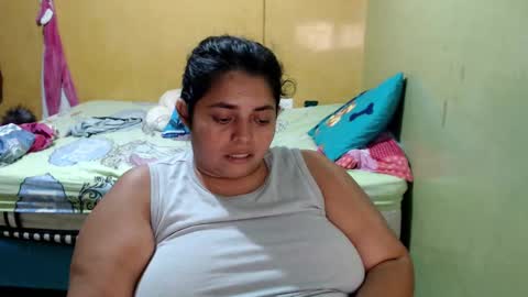 Snapshot of minnie_bbw69 chatting on 03/07/26, 01:35 Andrea online show from 03/07/26, 01:35