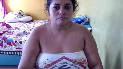 Snapshot of minnie_bbw69 chatting on 03/12/26, 06:25 Andrea online show from 03/12/26, 06:25