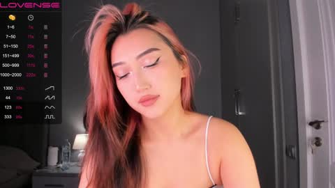 Snapshot of minnie_jin chatting on 12/13/24, 03:54 minnie_jin online show from 12/13/24, 03:54