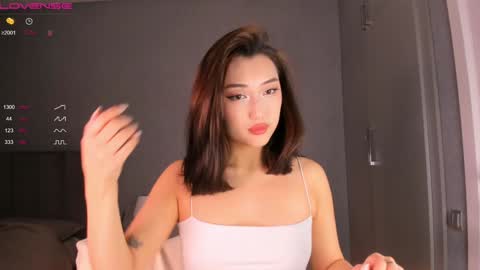 Snapshot of minnie_jin chatting on 12/24/24, 02:12 minnie_jin online show from 12/24/24, 02:12