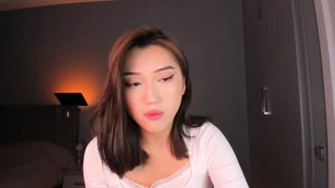 Snapshot of minnie_jin chatting on 12/25/24, 02:13 minnie_jin online show from 12/25/24, 02:13