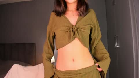 Snapshot of minnie_jin chatting on 01/15/25, 02:35 minnie_jin online show from 01/15/25, 02:35