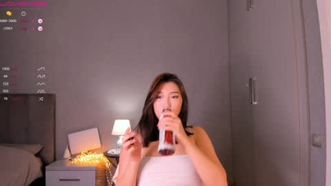 Snapshot of minnie_jin chatting on 02/02/25, 02:02 minnie_jin online show from 02/02/25, 02:02