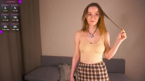 Mary  is here 3 My favorite patterns 77143222321Try my private online show from 03/26/26, 01:06