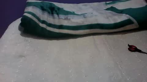 Snapshot of minnisex chatting on 12/22/24, 03:00 Minni Sex online show from 12/22/24, 03:00