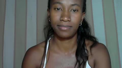 minouch211907 online show from 02/12/25, 10:37