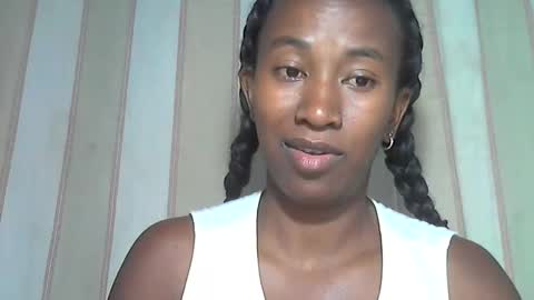 minouch211907 online show from 02/04/26, 06:36