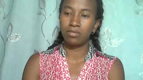 minouch211907 online show from 02/26/26, 05:28