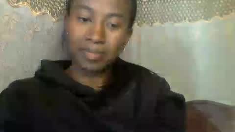 minouch211907 online show from 07/10/26, 12:08