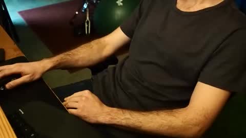 Snapshot of mintmagnificent chatting on 11/05/25, 07:25 mintmagnificent online show from 11/05/25, 07:25