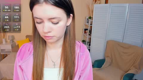 Linda online show from 04/08/26, 07:41