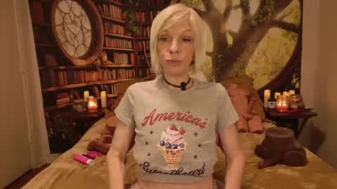 Tessa Rae online show from 06/12/26, 10:47