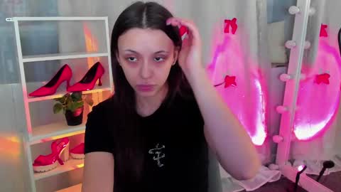 Snapshot of mipsymipson chatting on 01/13/25, 10:14 NEXT STREAM NOVEMBER 27282930 online show from 01/13/25, 10:14