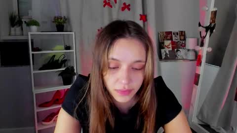 Snapshot of mipsymipson chatting on 09/09/25, 10:15 NEXT STREAM NOVEMBER 27282930 online show from 09/09/25, 10:15