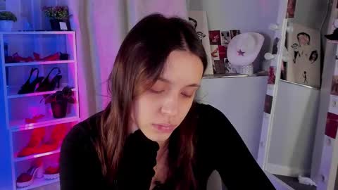 Snapshot of mipsymipson chatting on 11/10/25, 10:14 NEXT STREAM NOVEMBER 27282930 online show from 11/10/25, 10:14