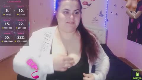 mira_cle_ online show from 05/13/26, 07:39