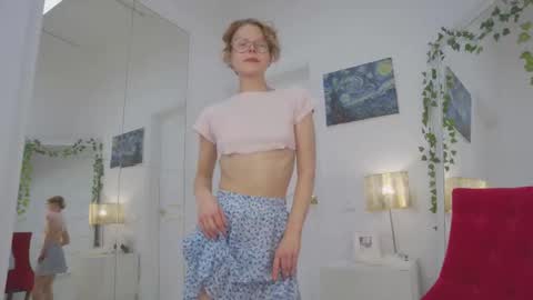 mira_marni online show from 10/14/25, 11:11