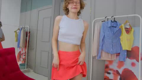 mira_marni online show from 11/06/25, 11:11