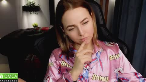 Snapshot of mira_mermayd chatting on 01/04/25, 04:12 Mira online show from 01/04/25, 04:12