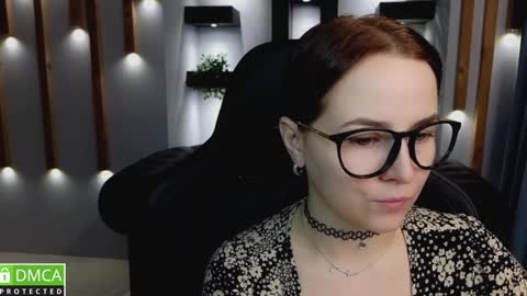 Snapshot of mira_mermayd chatting on 01/20/25, 08:19 Mira online show from 01/20/25, 08:19