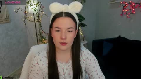 Mira online show from 01/17/26, 03:22