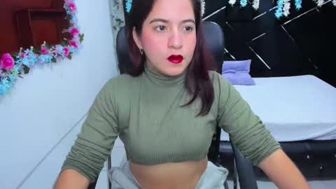 mirabella_miller online show from 12/22/25, 12:02