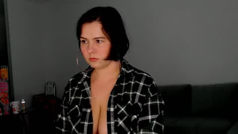 Meera online show from 04/10/26, 11:48