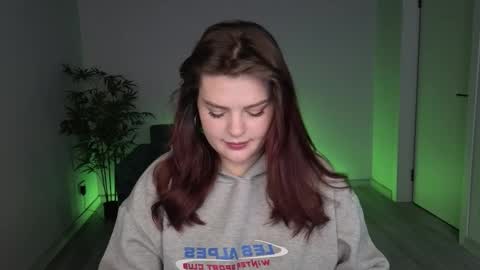 Milky online show from 04/07/26, 08:59