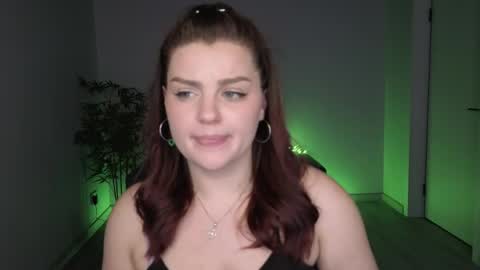 Milky online show from 04/08/26, 09:09