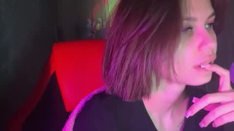 MiraLaPics online show from 04/06/26, 09:49