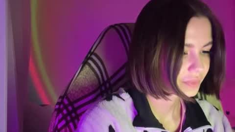 MiraLaPics online show from 04/12/26, 09:53